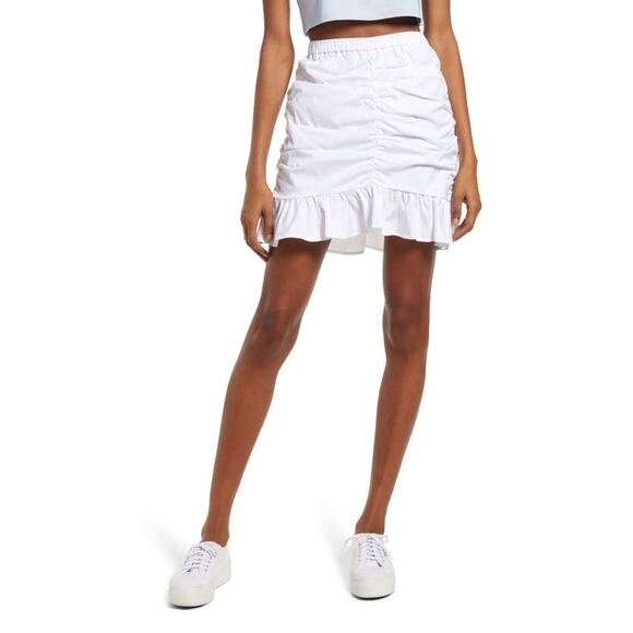Open Edit Ruched Ruffle Hem Mini Skirt Elastic Waist White Size X-Small - Picture 1 of 5
